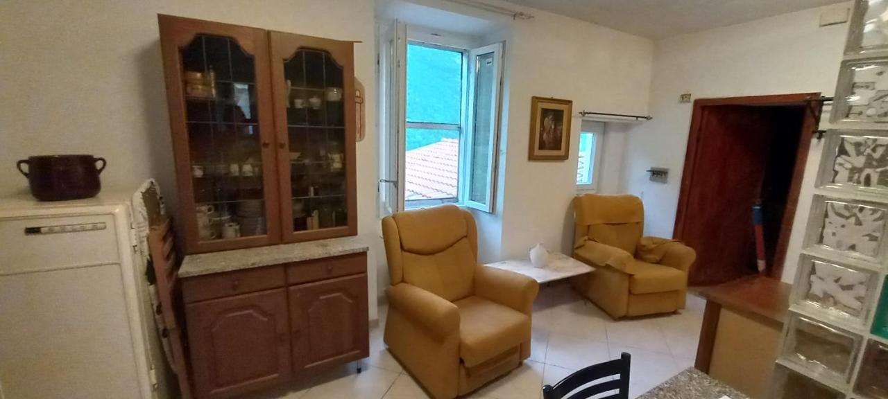 L'Antica Torre Villa Pettorano sul Gizio ภายนอก รูปภาพ